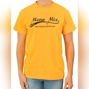 NWT graphic print tee